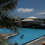 Marismas De Lägenhetshotell 3*