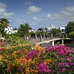Hotel apartamentowy Marismas De