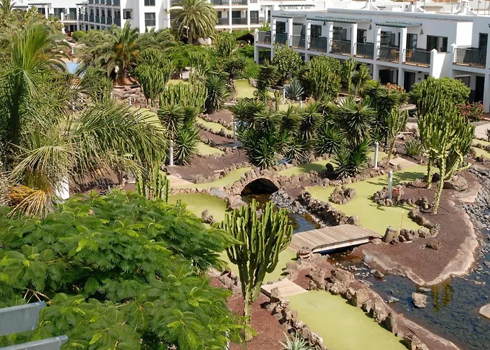 Marismas De Aparthotel