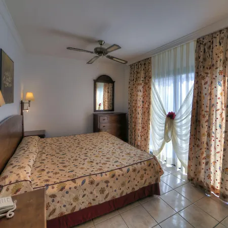 Marismas De Apartmanhotel 3*