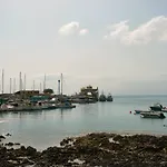 Ξενοδοχείο με διαμερίσματα Marismas De Κοραλέχο
