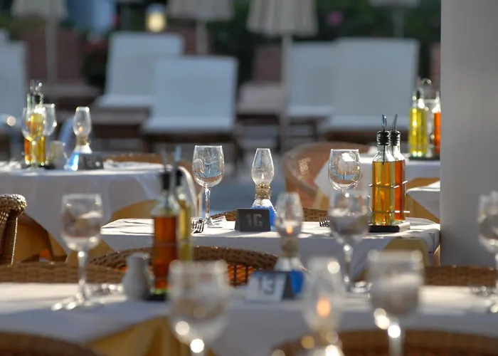 Marismas De Коральео